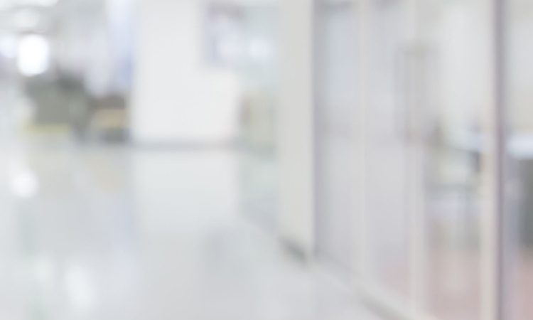 Lavre svetu zavoda pisno podal odstop z mesta direktorja slovenjgraške bolnišnice