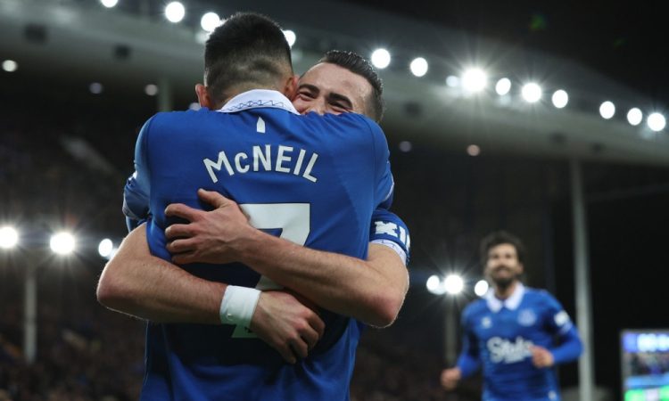 Evertonu po pritožbi zmanjšali točkovno kazen
