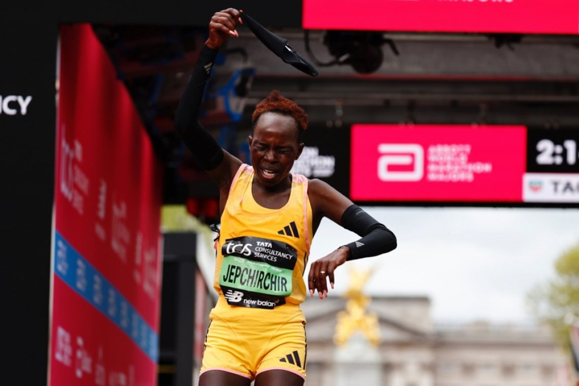 Jepchirchir s svetovnim rekordom in Mutiso Munyao prva na 42 km v Londonu