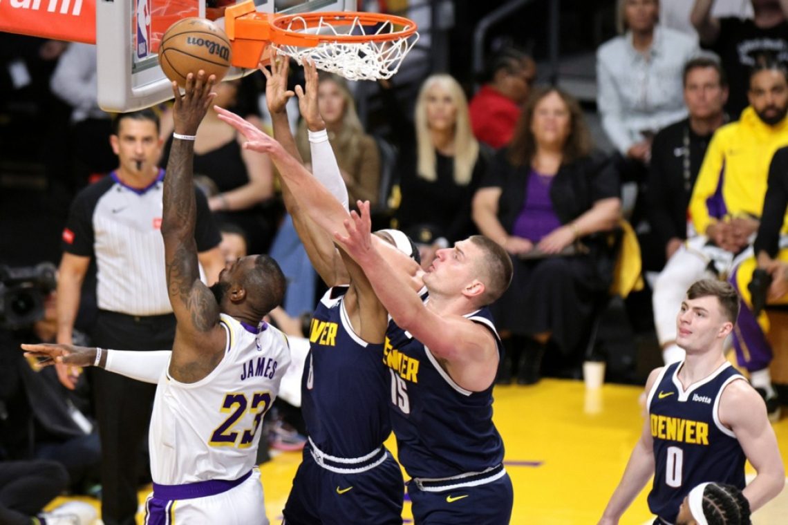 Los Angeles Lakers do prve zmage proti Denverju, OKC do prednosti 3:0