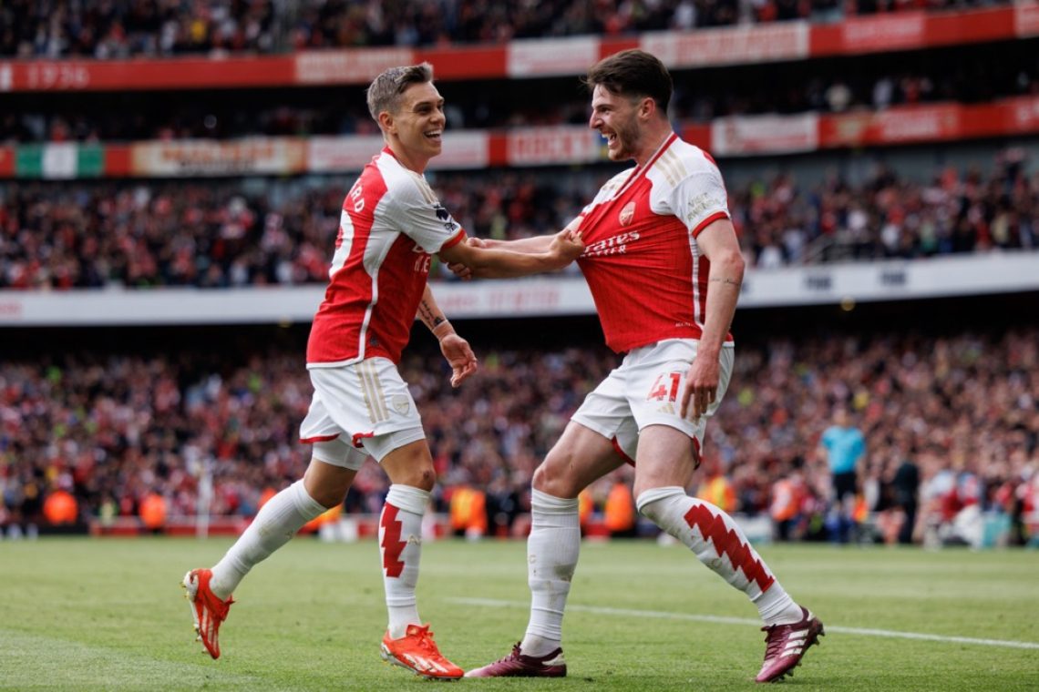 Arsenal ostaja na vrhu angleške lige