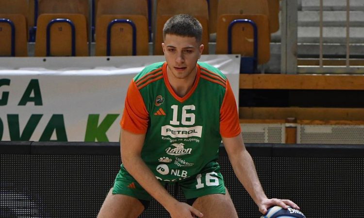 Cedevita Olimpija zmago oddaljena od 21. naslova državnega prvaka