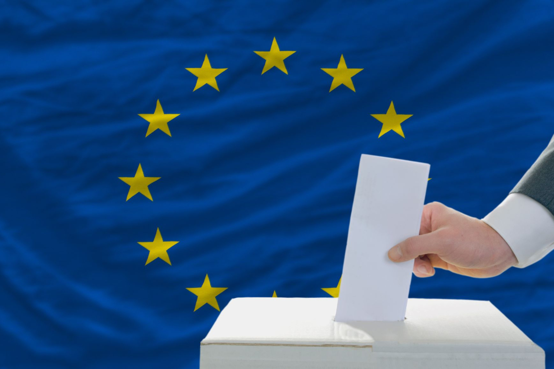 Predčasno glasovanje pred evropskimi volitvami in referendumi mogoče še danes