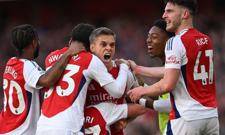 City le do točke, Arsenal v izdihljajih do zmage 