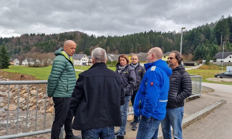 Državna sekretarka Kegljevič Zagorc danes ob porečjih na Gorenjskem