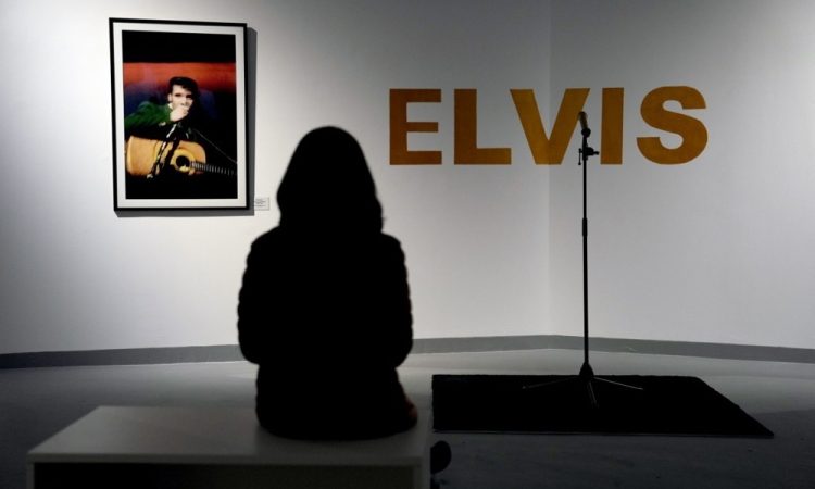 Mineva 90 let od rojstva kralja rock and rolla Elvisa Presleyja