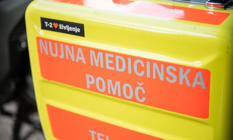V Kopru po nizu prekrškov hospitalizirali kršitelja javnega reda in miru