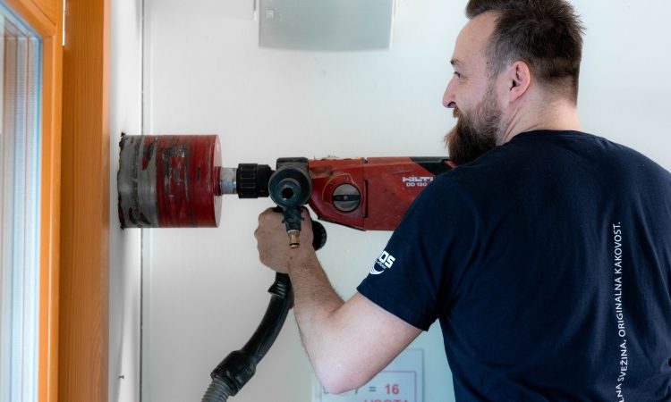 Osnovna šola Ribnica na Pohorju dobila nov prezračevalni sistem