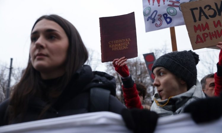 V Srbiji danes splošna stavka 
