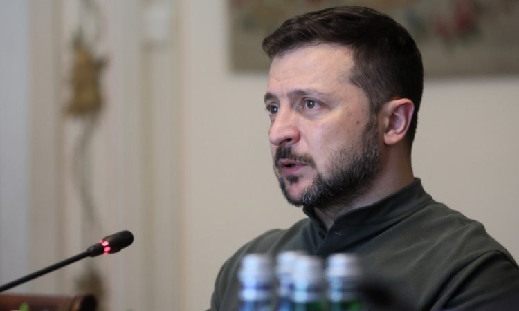 Zelenski: V pogovore o koncu vojne mora biti vključena tudi Ukrajina