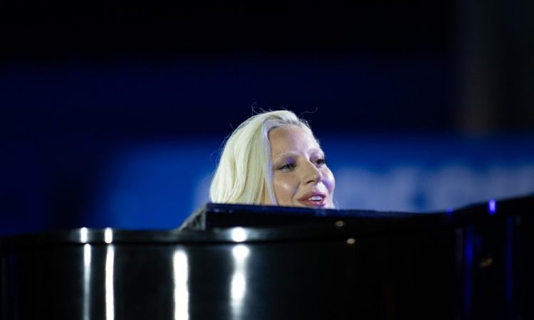 Lady Gaga za marec napovedala izid albuma Mayhem