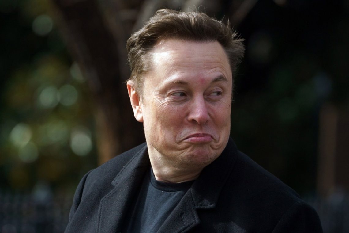 Musk predstavil najnovejšo različico svojega klepetalnega robota