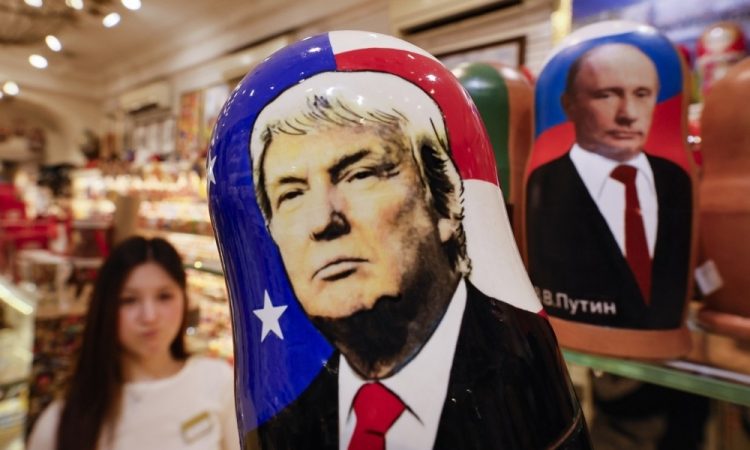 Trump napovedal sestanek s Putinom do konca februarja
