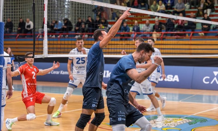 Odbojkarji Calcit Volleyja s pomembno zmago v Mariboru