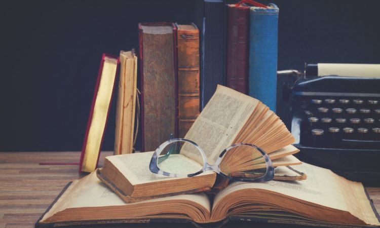 Razpis za literarno nagrado večernica odprt do 21. marca
