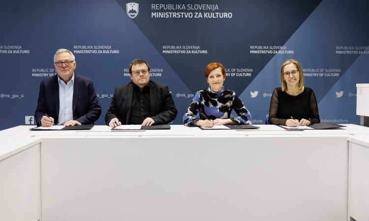 Podpisan program za zaščito kulturnih spomenikov pred naravnimi nesrečami