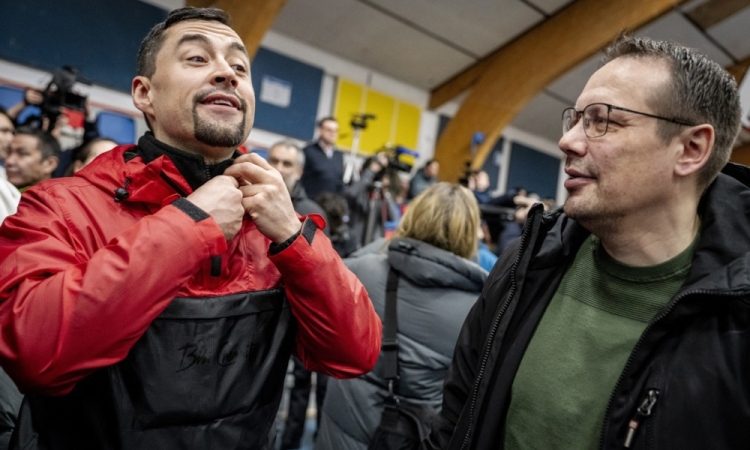 Odhodni premier Grenlandije sklical srečanje strank zaradi Trumpovih izjav
