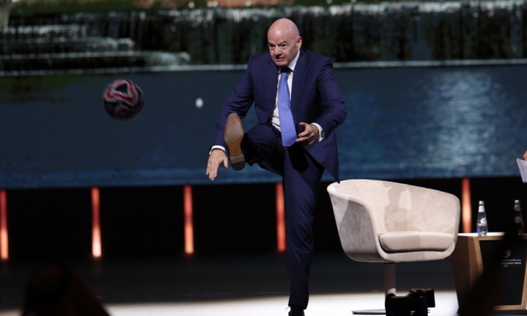 Fifa v Paragvaju začenja 75. kongres