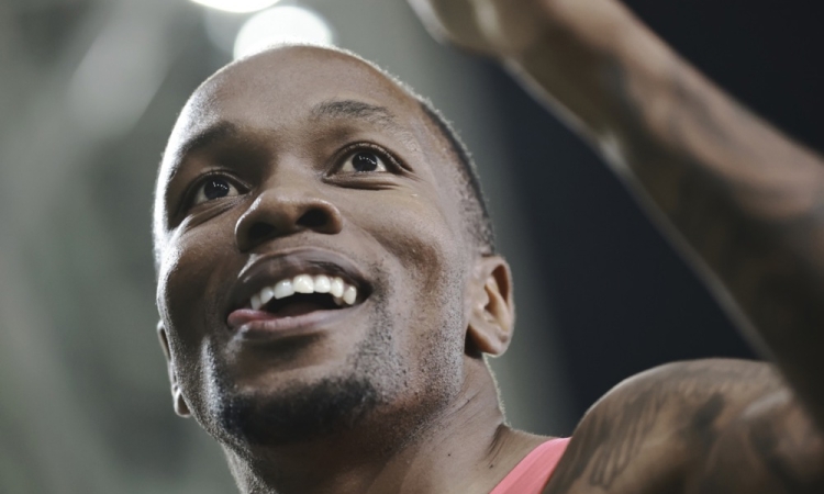Akani Simbine najhitreje letos na 100 metrov