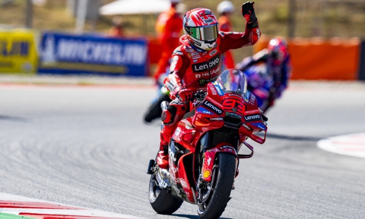 Marcu Marquezu nova zmaga, Alex Marquez v pesku