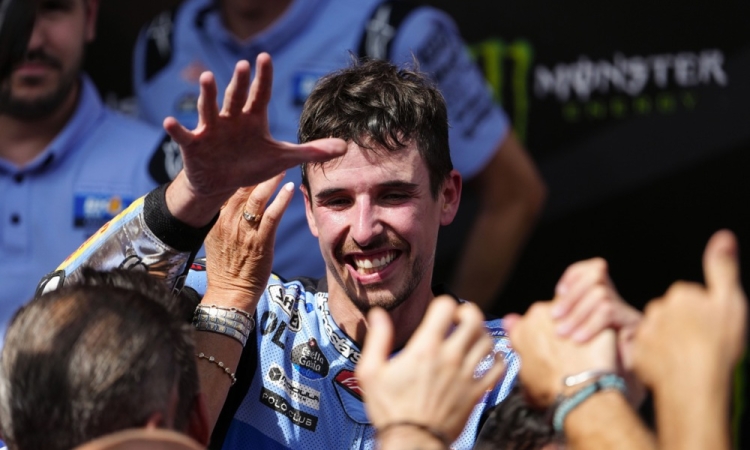 Alex Marquez v Barceloni premagal Marca Marqueza