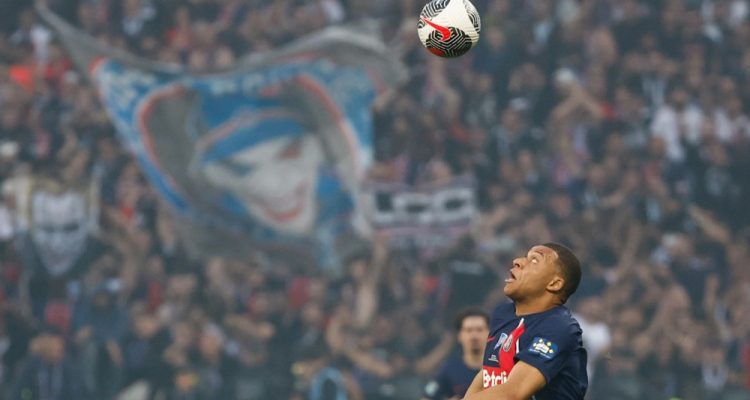 O sporu Mbappeja in PSG bo presojalo pariško delovno sodišče