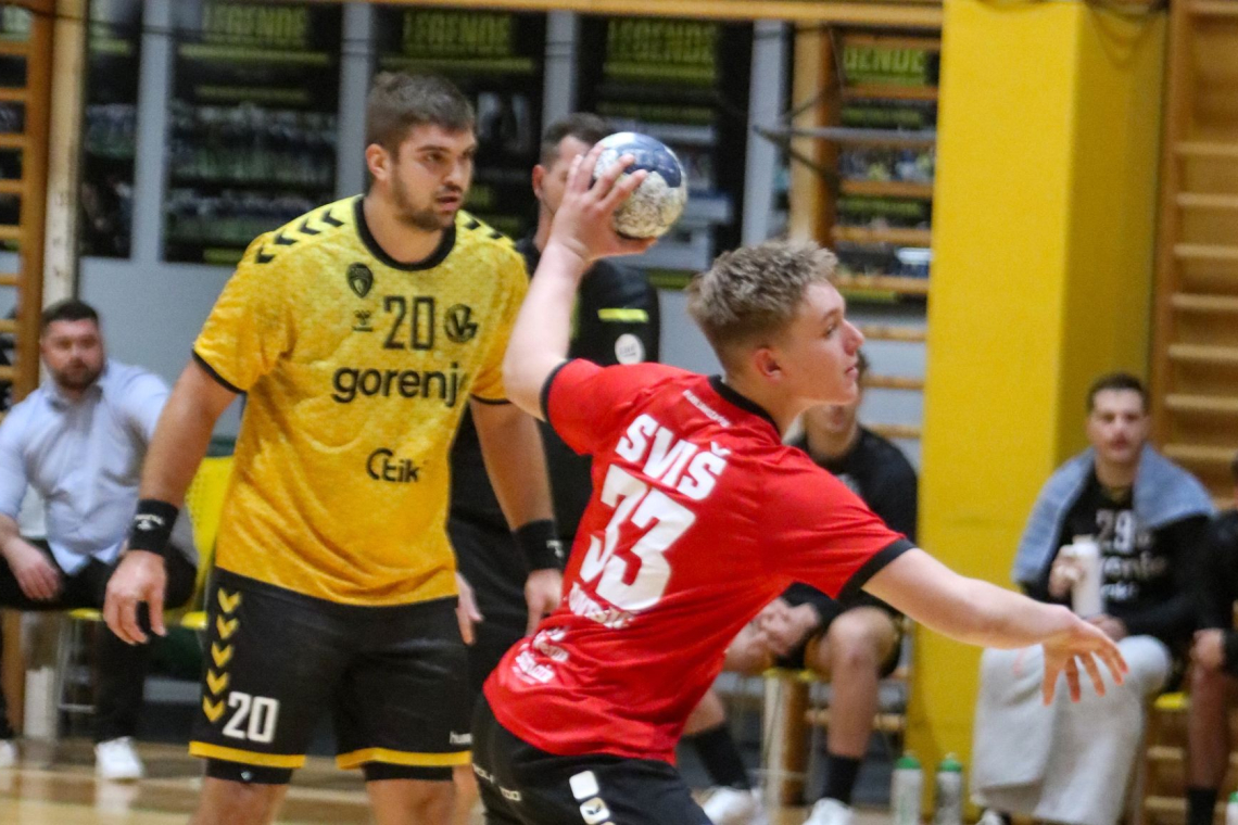 Velenjčani dobili derbi kroga, Celjani in Ribničani slavili v napetih zaključkih