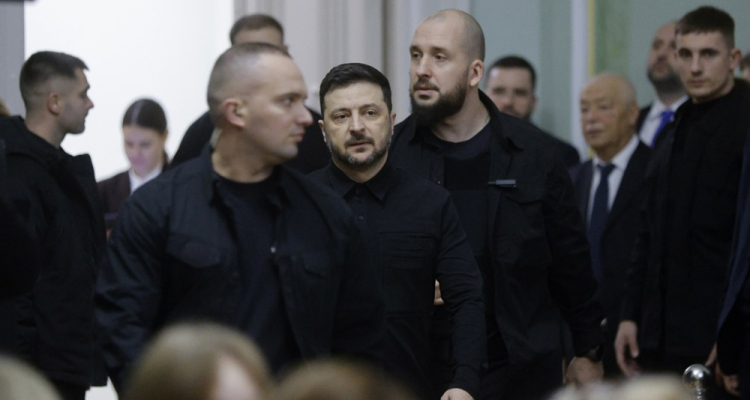Zelenski pred srečanjem s Trumpom prejel podporo evropskih in kanadskih zaveznikov