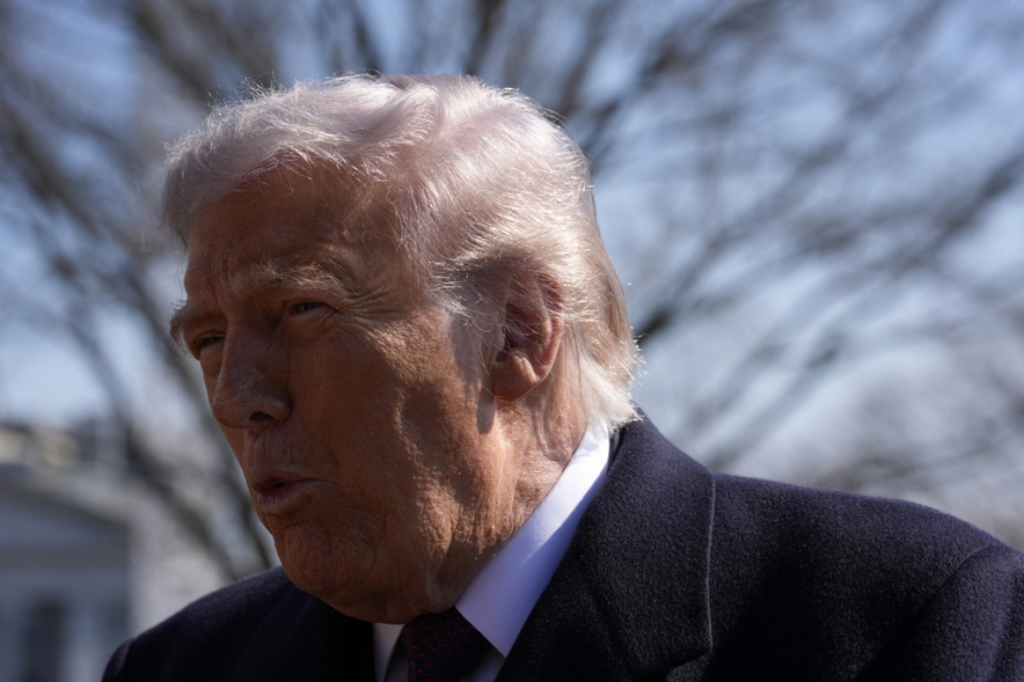 Trump omenil možnost "prijateljskega prevzema" Kube