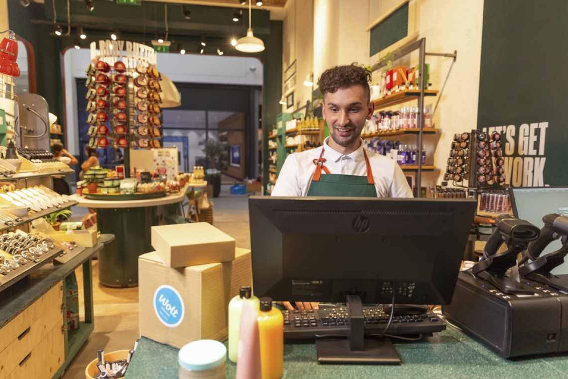 Wolt med največjimi spletnimi trgovci z živili v Evropi